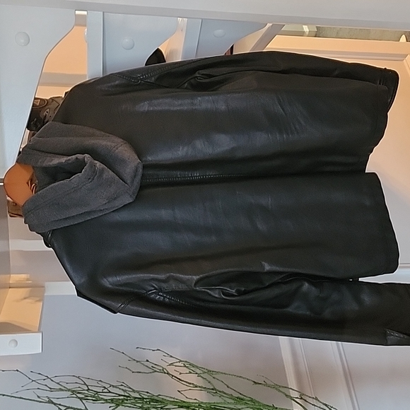 Levi's leather hooded jacket - Picture 2 of 2